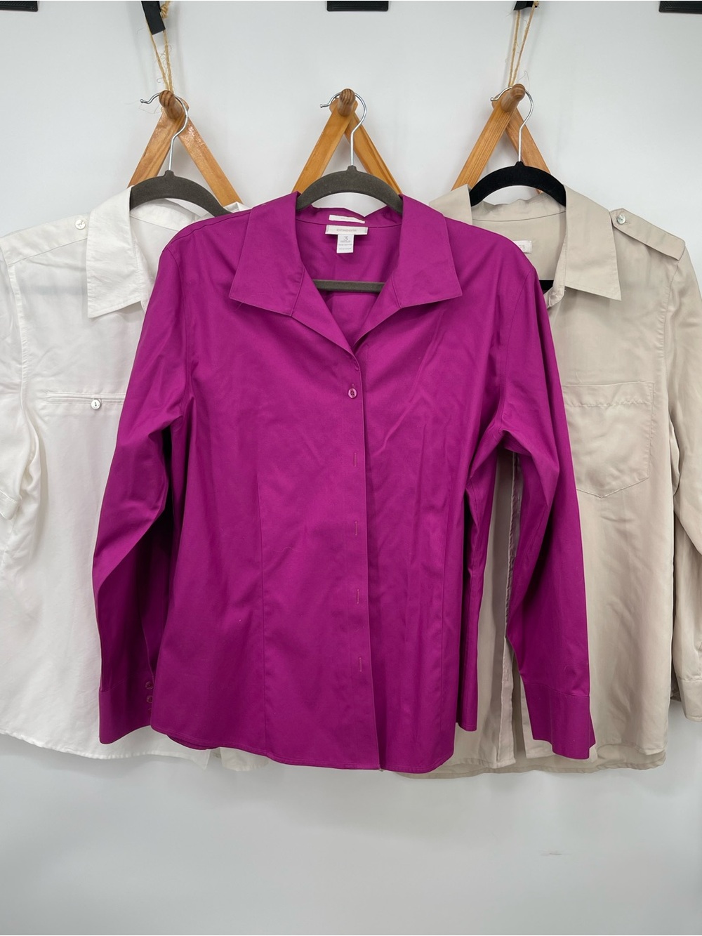 ⭐️Chico's Button-Front Women’s Shirt - Fuchsia, Tan, White (3)
